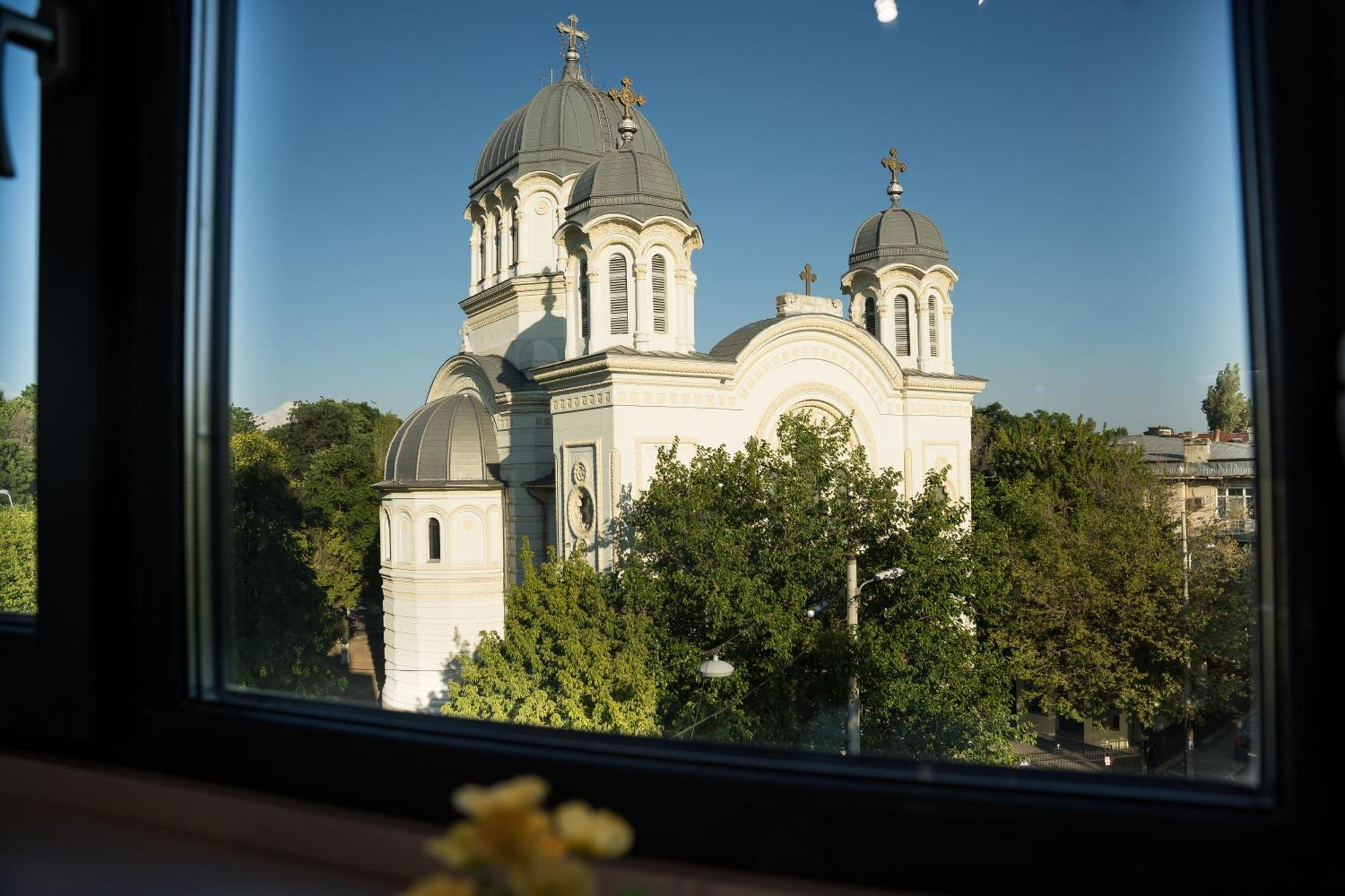 Azaleea Apartments Бухарест Экстерьер фото